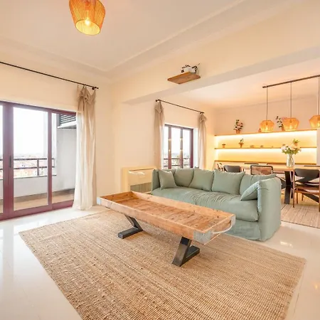 Guestready - A Tasteful In Caparica * Шарнека
